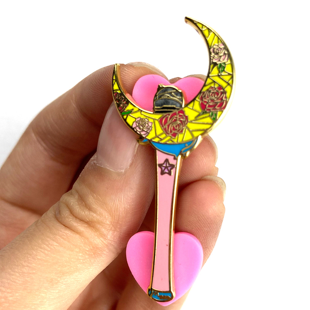 Custom Metal Gold Enamel Lapel Pin