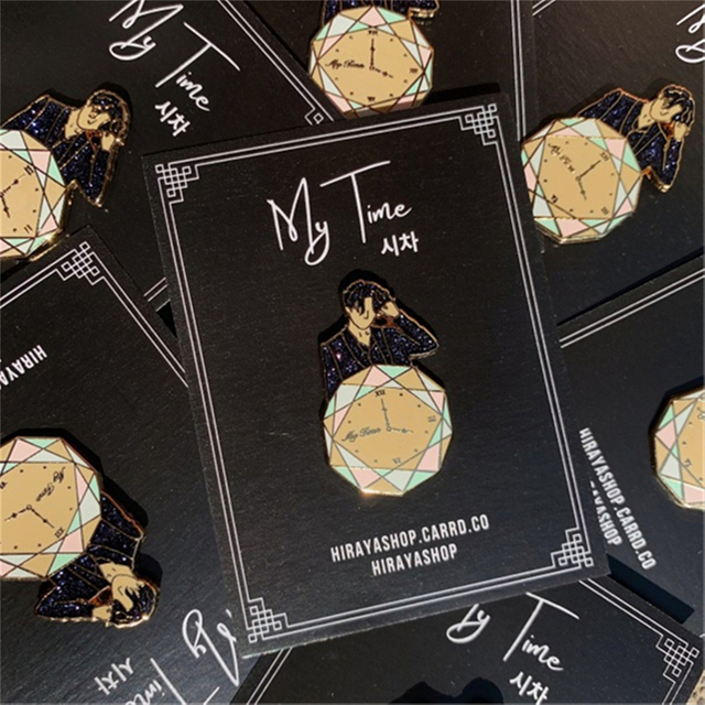 Custom Made Metal Hard Enamel Pins Sets With Backing card Packages